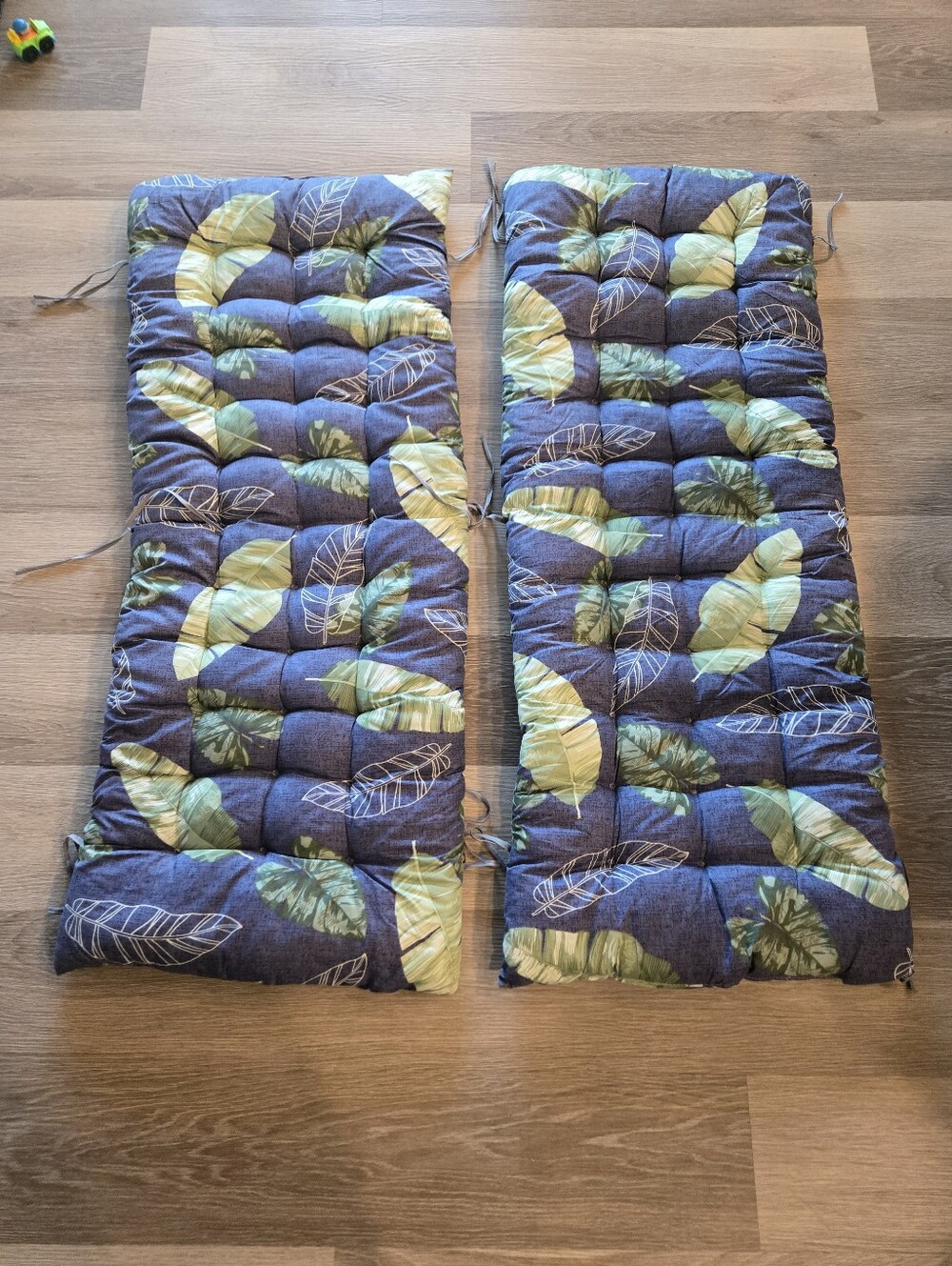 Quilted Outdoor Seat Cushions with Leaf Print